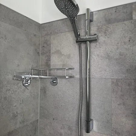 Modernes Seeblick Mit Sauna Und Poolnutzung Möhnesee