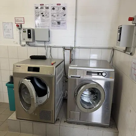 Modernes Seeblick Mit Sauna Und Poolnutzung Daire *