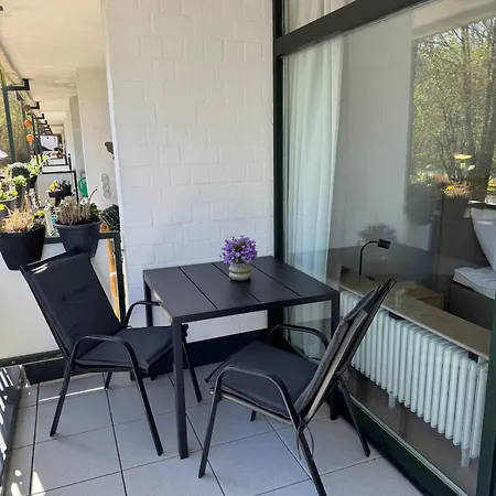 Modernes Seeblick Mit Sauna Und Poolnutzung *