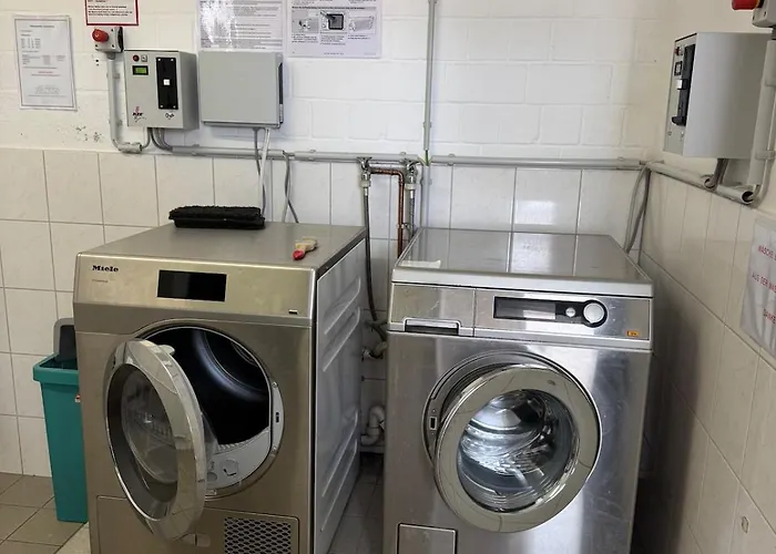 Modernes Seeblick Mit Sauna Und Poolnutzung Lejlighed *