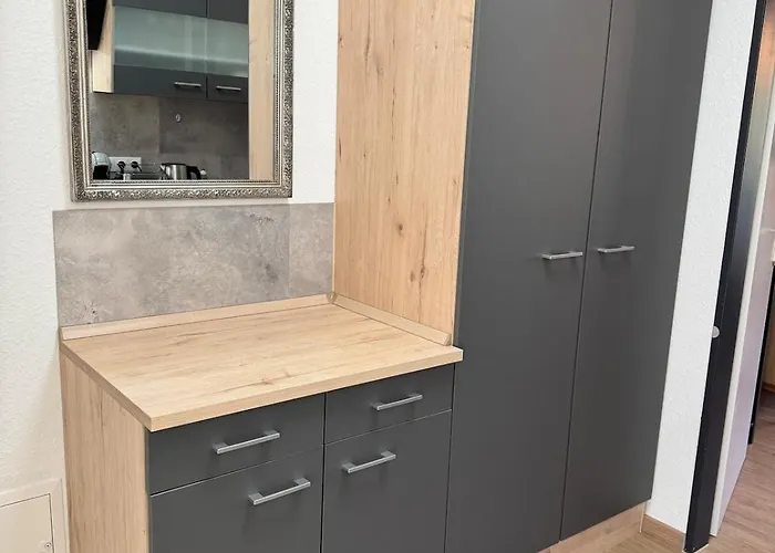 Modernes Seeblick Mit Sauna Und Poolnutzung *