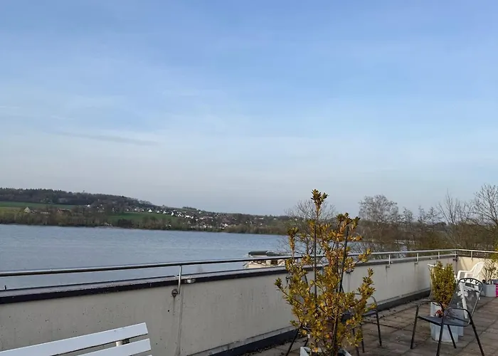 Modernes Seeblick Mit Sauna Und Poolnutzung Möhnesee