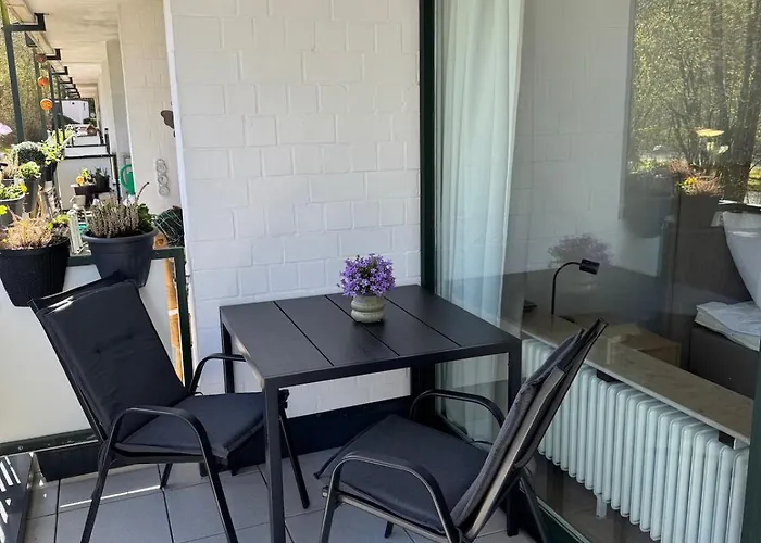 Modernes Seeblick Mit Sauna Und Poolnutzung *